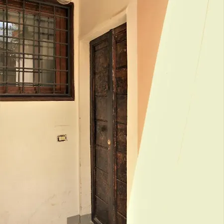 Vicolo Del Cinque App Rome